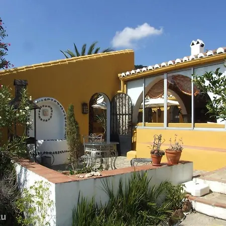 La Loma Comares