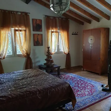 Bed & Breakfast La Loma *